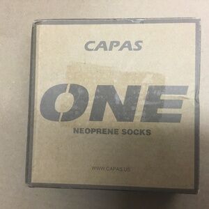 Capas water socks